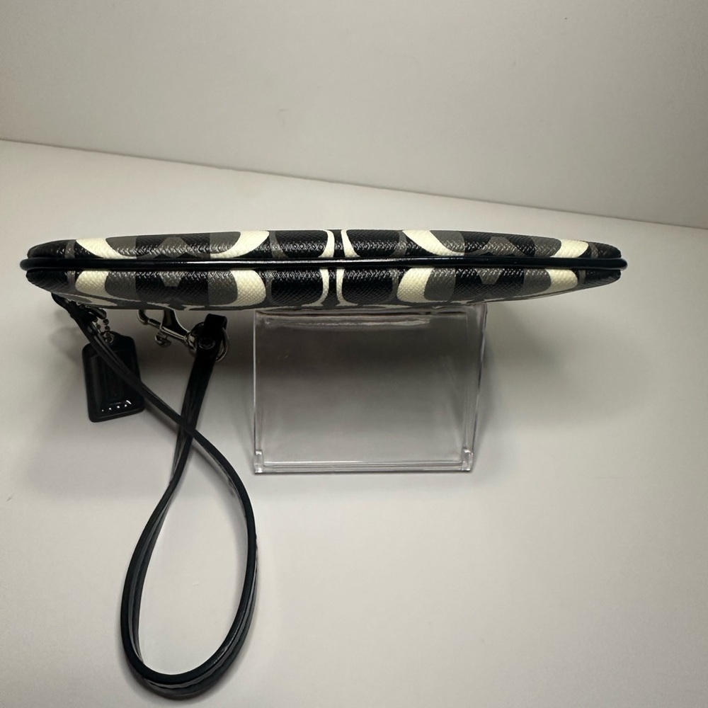 Coach Black and Cream Patterned Wristlet - Picture 7 of 11